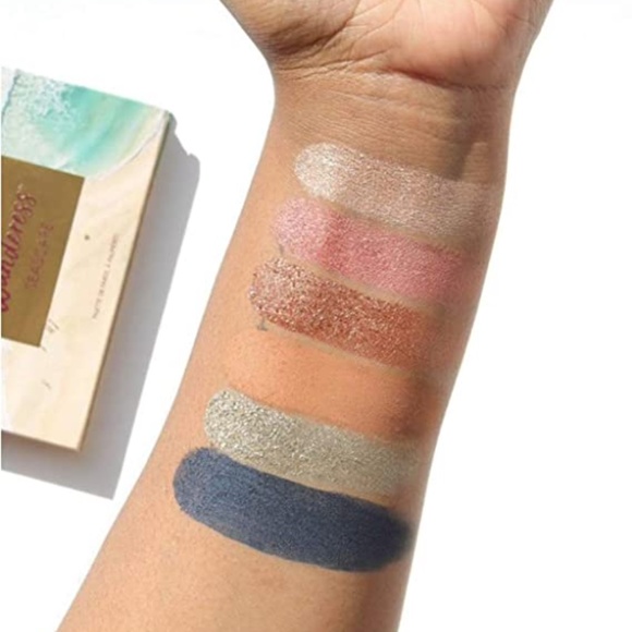 ❤️ 🆕 Wanderess Seascape Eyeshadow Palette - Picture 6 of 6